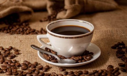 Kenapa Sebaiknya Tidak Minum Kopi Saat Sahur? Yuk Kita Bahas