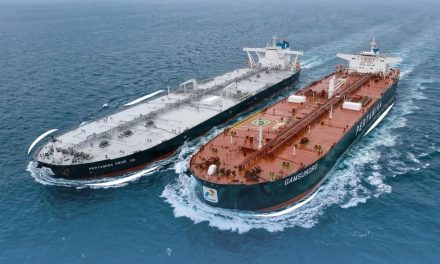Kapal Pertamina Tertahan di Selat Hormuz, Indonesia Dilema!