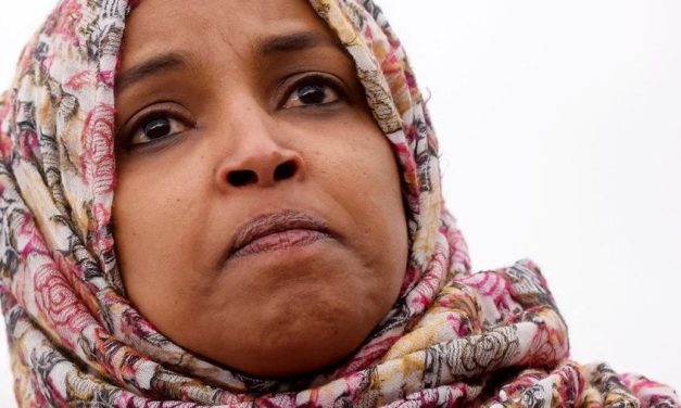 Ilhan Omar Salah Satu Politikus Muslimah Yang Kini Berpengaruh