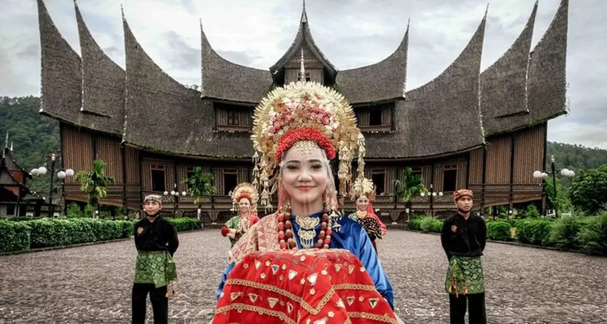 Menguak Sisi Lain Ranah Minang Yang Jarang Terungkap