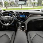 Interior Toyota Camry Mewah, Premium Dan Berkualitas Tinggi