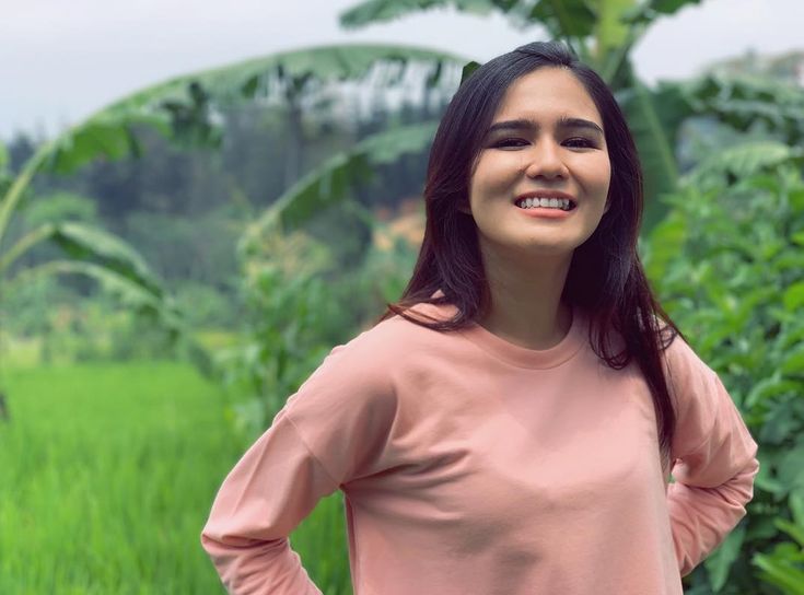Masayu Clara, Aktris Berbakat Dengan Karier Konsisten