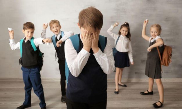 Dampak Bullying Pada Kesehatan Mental: Kecemasan & Depresi