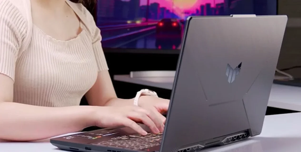 Cari Laptop Baru? Ini Seri Gaming Terbaik Yang Paling Gahar