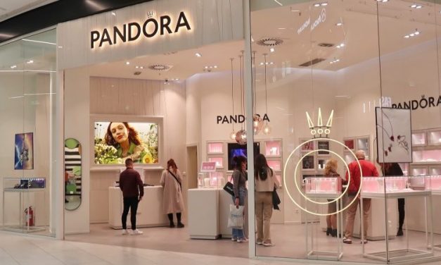Keuntungan Besar Pandora Dari Ekspansi Pasar Global