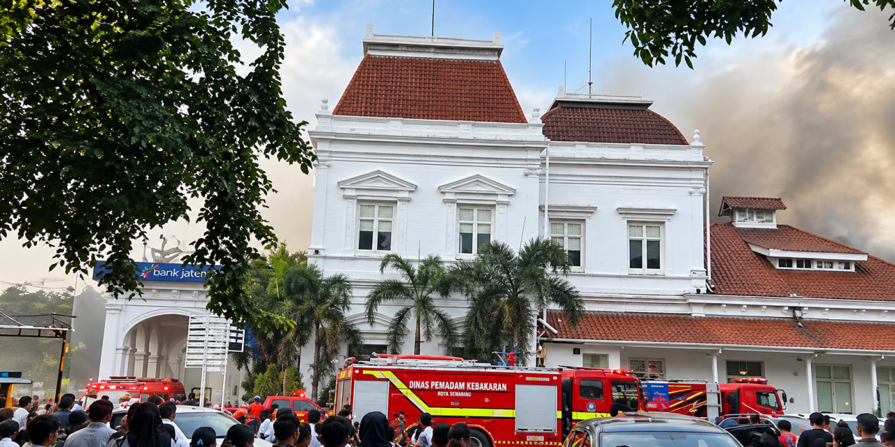 Kebakaran Hebat Di Hotel Danau Toba Kesawan Gegerkan Warga